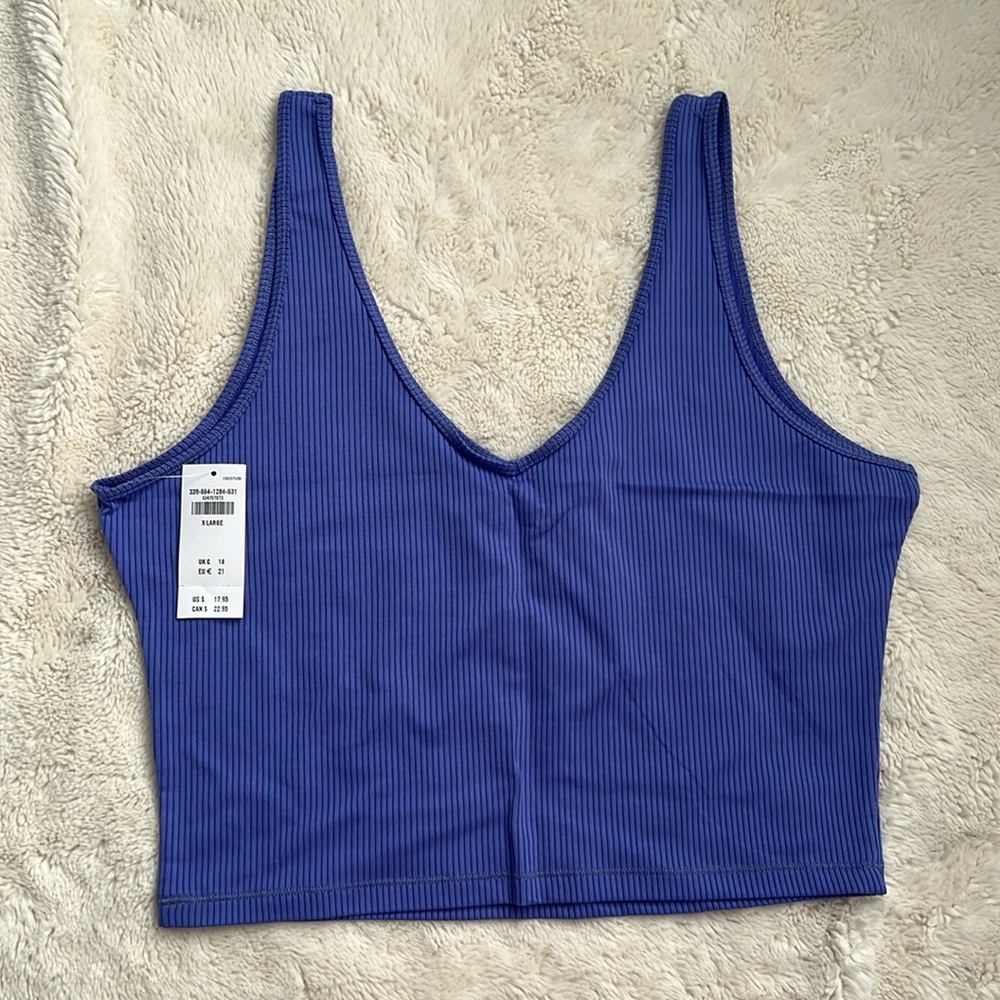 NWT Hollister ribbed crop tank